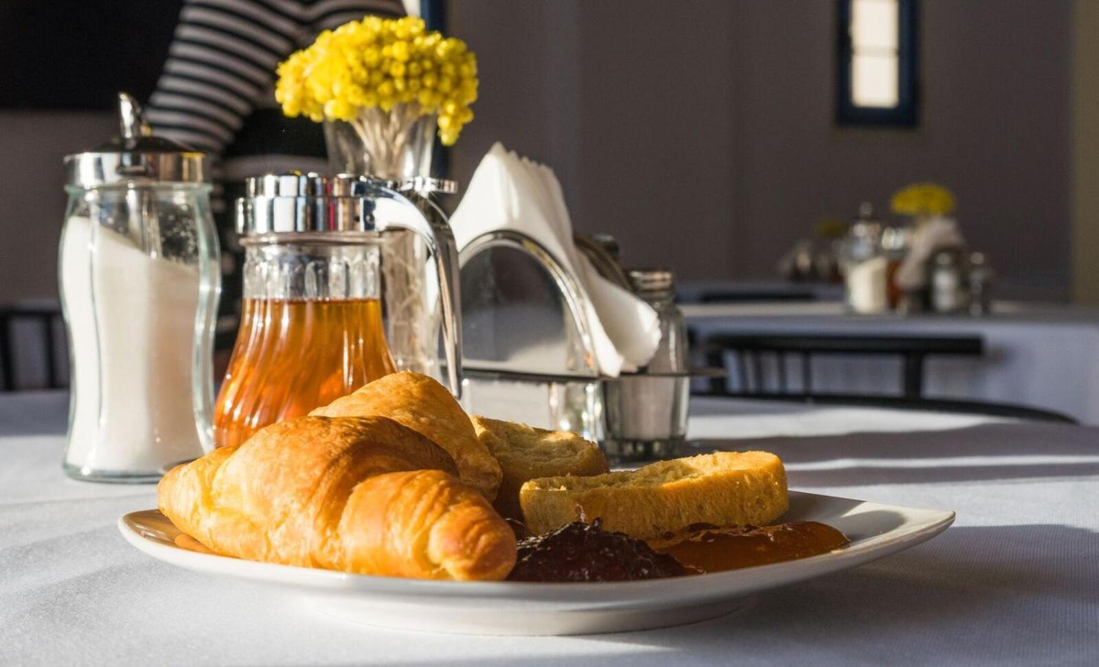 Anesis Hotel Agia Pelagia  Екстер'єр фото