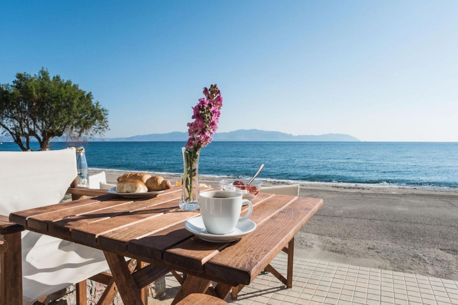 Anesis Hotel Agia Pelagia  Екстер'єр фото